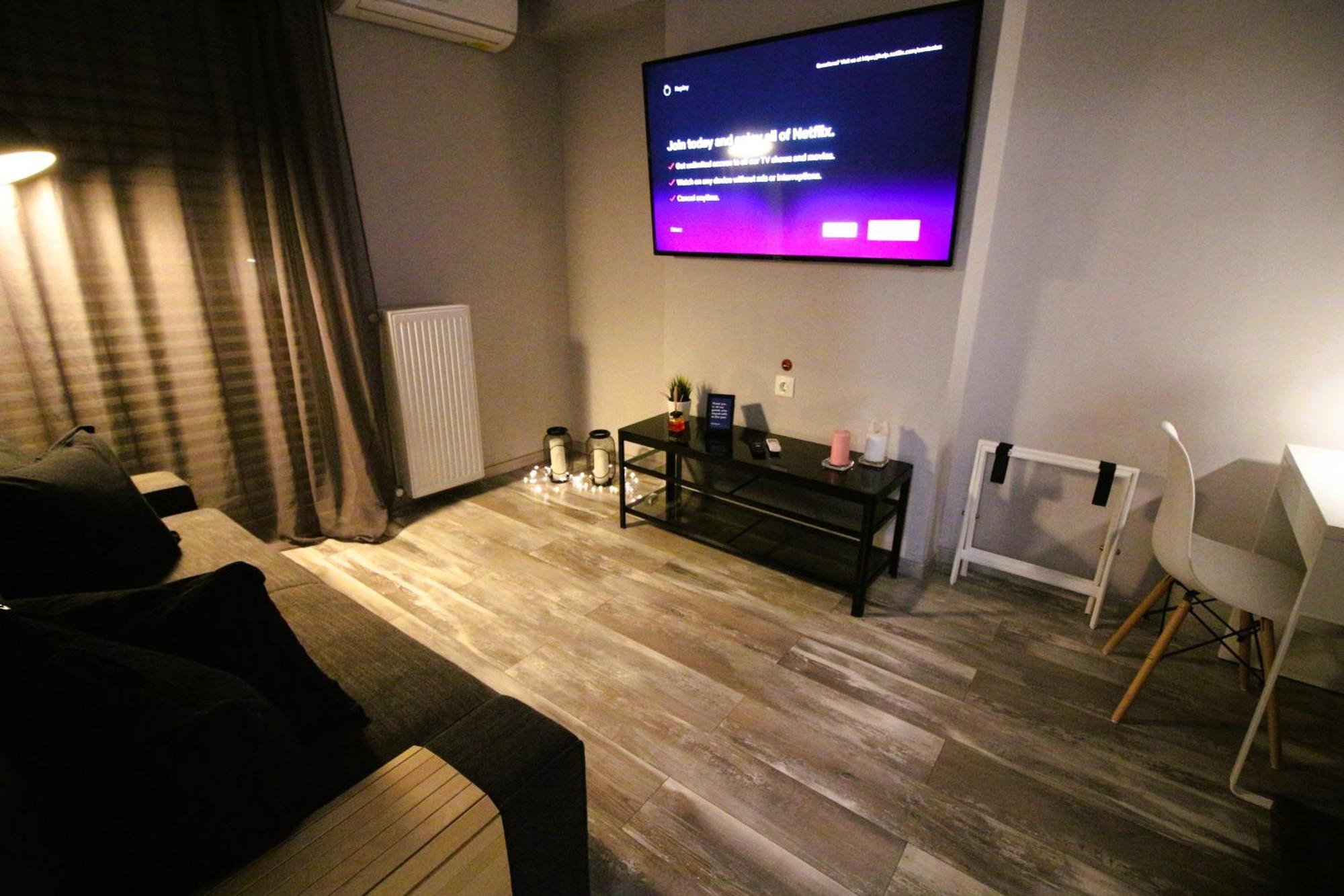 Yannis Apartments - Stylish Stay With High-Speed Wi-Fi テッサロニキ エクステリア 写真